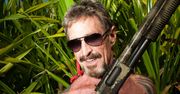 John McAfee: nie używajcie smartfonów!