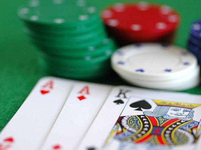 Trojan atakuje pokerzystów na Facebooku