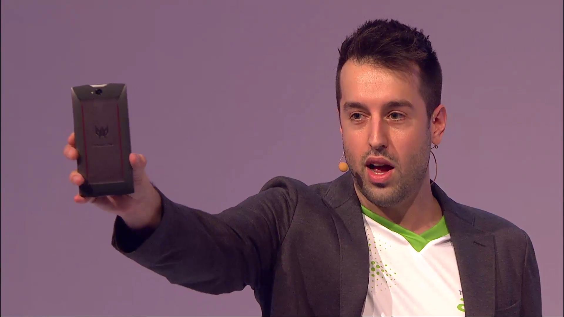 Acer zaprezentował 4 nowe smartfony. Jade Primo z Windowsem 10 zamienisz w peceta! 5