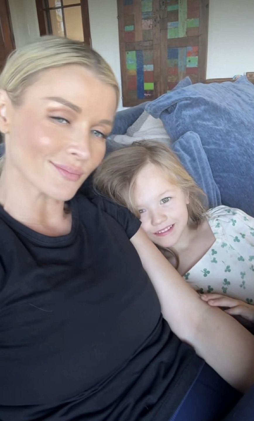 Joanna Krupa chwali się postępami 6-letniej Ashy w nauce polskie