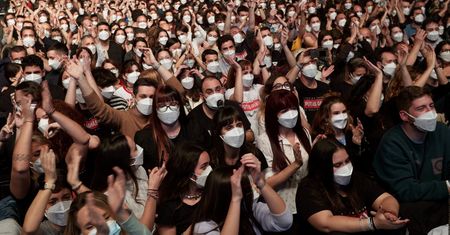 Wpuścili ludzi na koncert w Barcelonie. "Myślę, że to przyszłość"