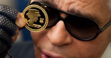 KRYZYS! Nawet Lagerfeld zaczął oszczędzać!