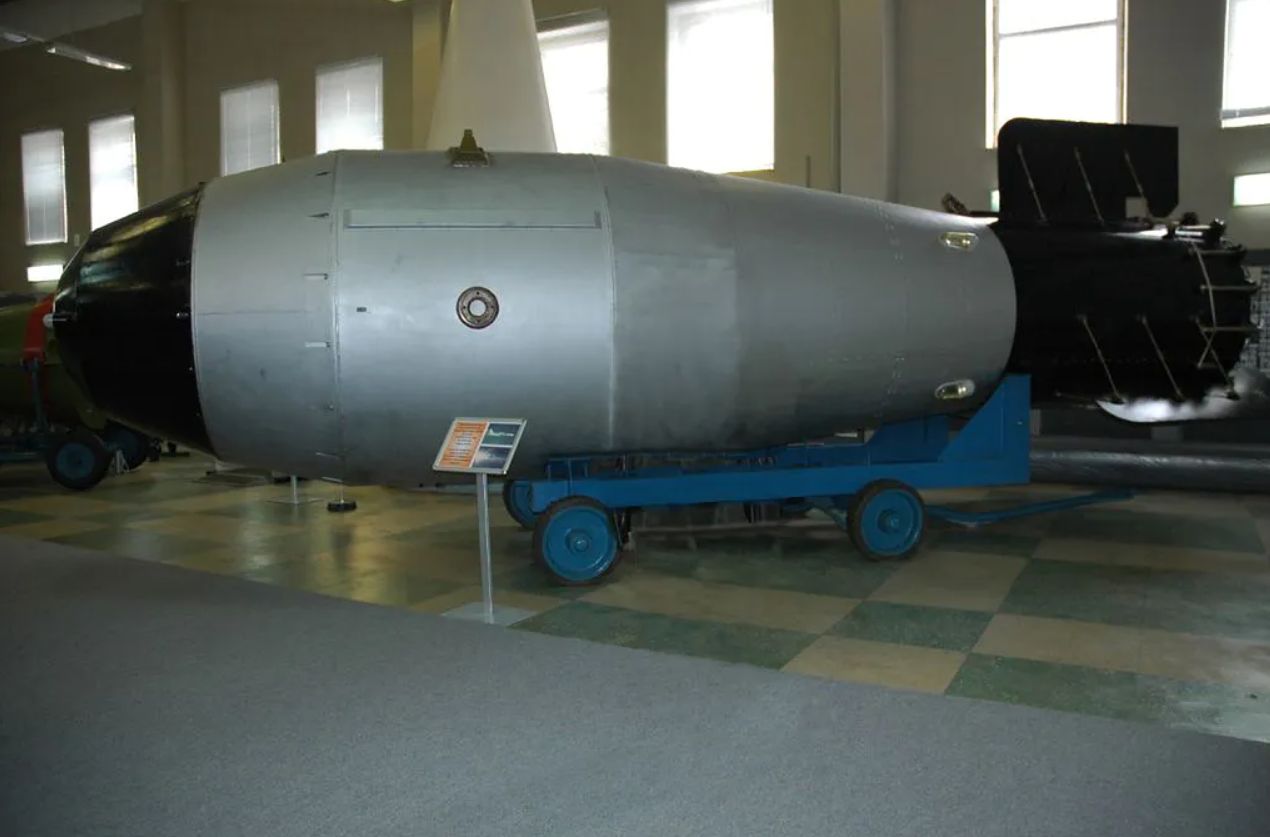 Replika Car Bomby w rosyjskim muzeum.