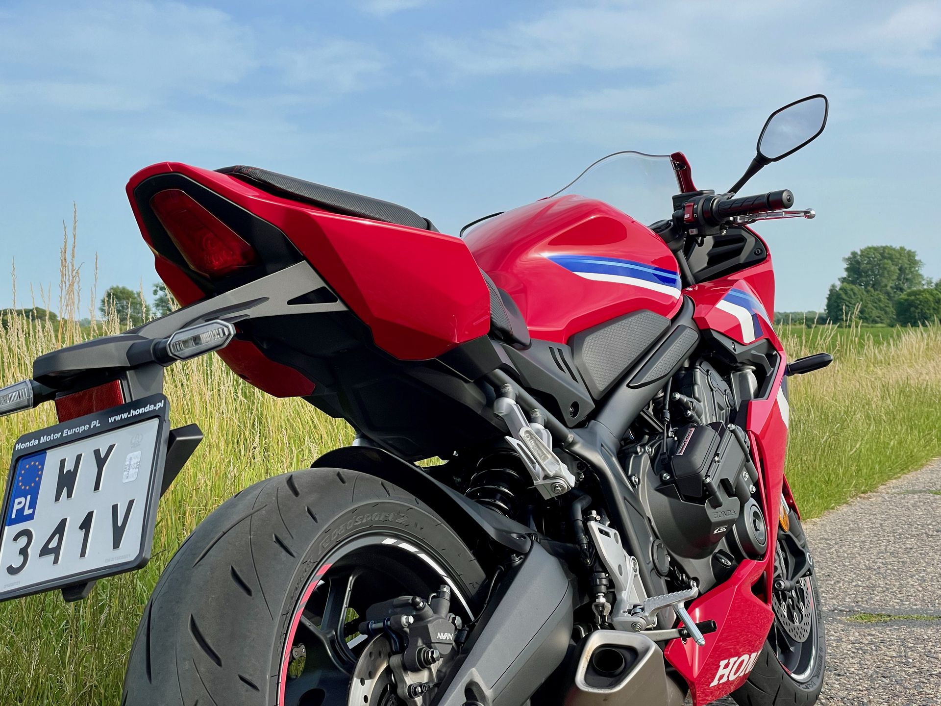 Honda CBR650R E-Clutch