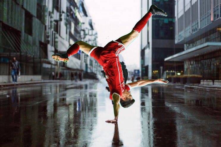 Robert Lewandowski na zdjęciach przerobionych przez fanów Bayern Monachium