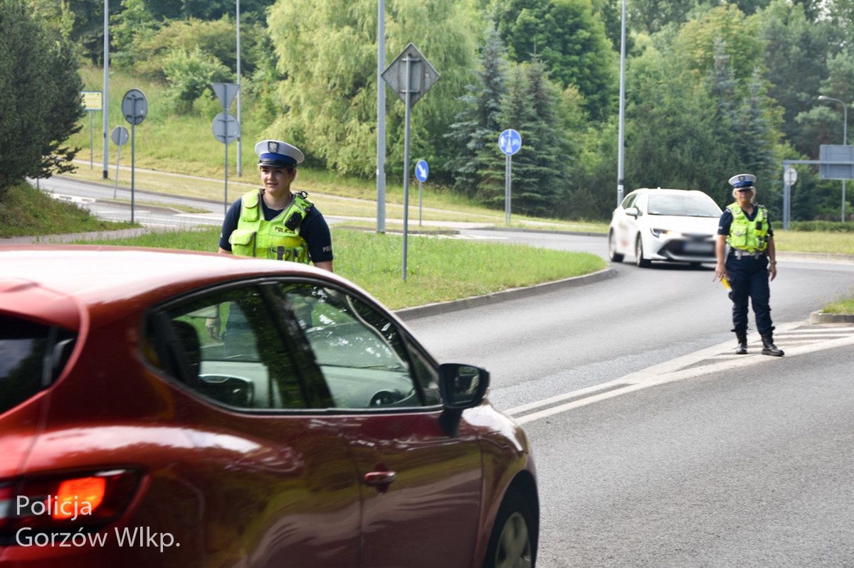 Zasada 15 minut. Pamiętaj przy policyjnej kontroli