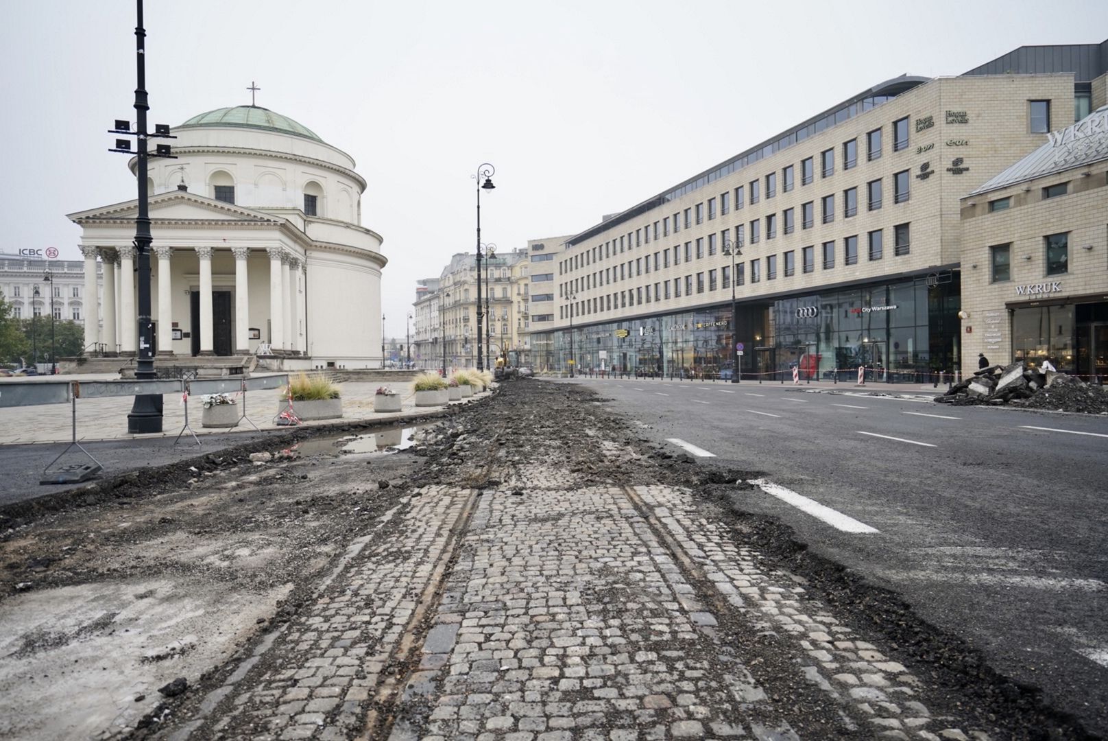 Remontowali plac w Warszawie. Robotnicy dokonali zaskakującego odkrycia