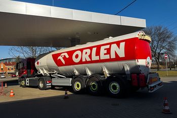 Orlen zmienia hurtowe ceny paliw. Benzyna w górę, diesel w dół