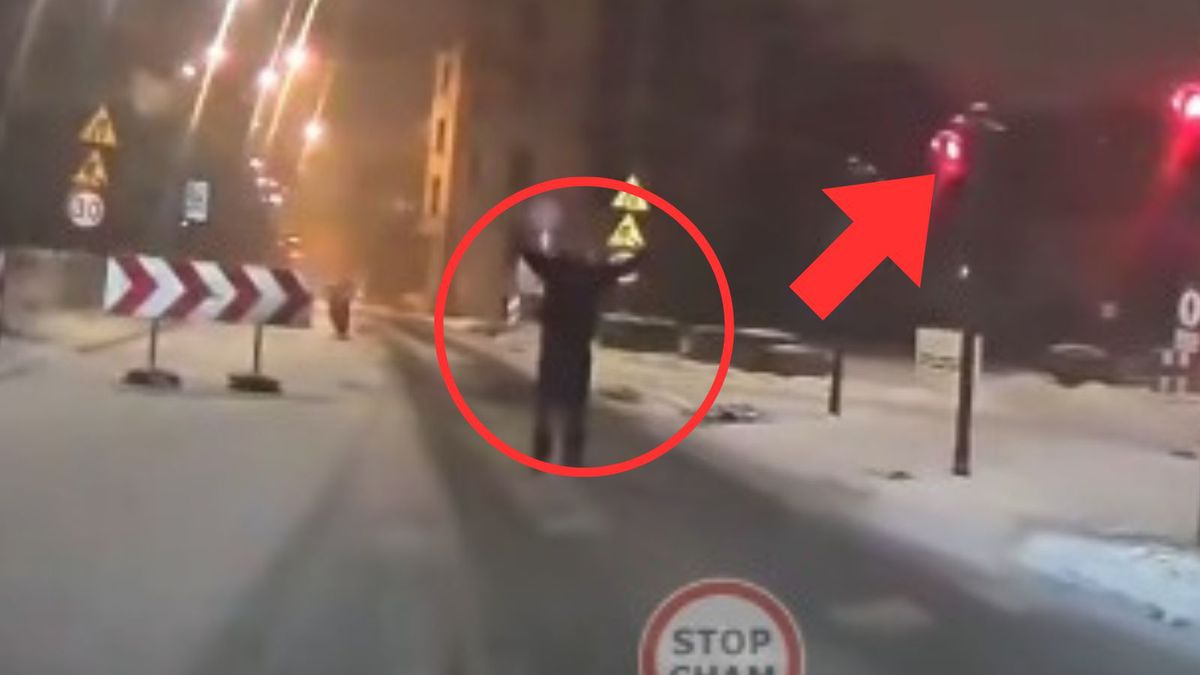 Łódź. Pieszy wszedł na czerwonym. Miał pretensje do kierowcy