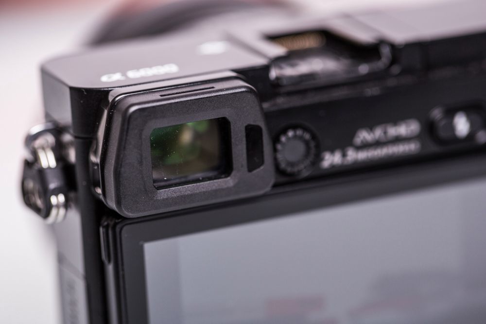 Sony A6000 - solidny bezlusterkowiec w rozsądnej cenie [test] 5