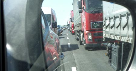 Na polskim rynku brakuje nawet 30 tys. kierowców. Pensja to nawet 7 tys. zł
