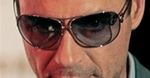 Zawstydzony Robert Downey Jr.
