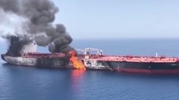 Na stole 2 biliony dol. Iran nasila groźby