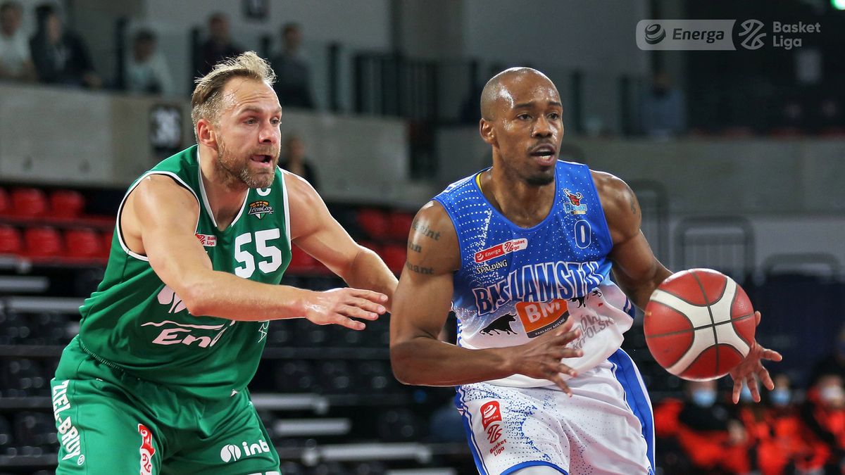 Zdjęcie okładkowe artykułu: Materiały prasowe / Andrzej Romański / Energa Basket Liga / Na zdjęciu: Florence i Koszarek