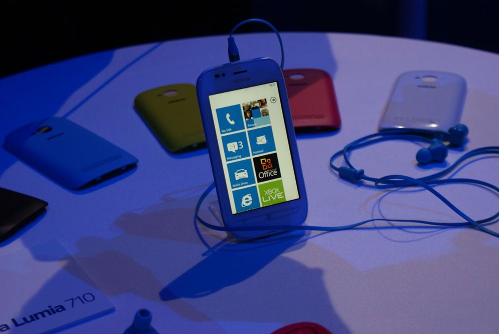 Nokia Lumia 710 #10
