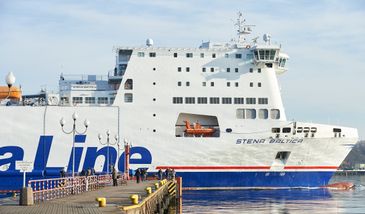 Gdynia. Akcja służb w porcie. Mężczyzna groził, że wysadzi prom