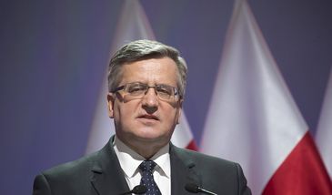 "Lex TVN" w Sejmie. Bronisław Komorowski komentował możliwe skutki ustawy 