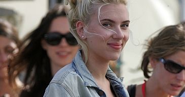 Gluty Scarlett sprzedane! Za 5300 dolarów!