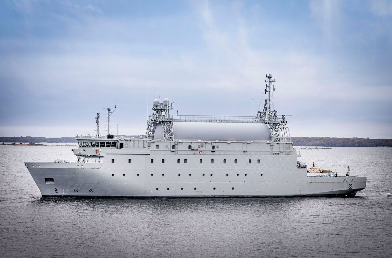 Szwedzki okręt SIGINT "Artemis"