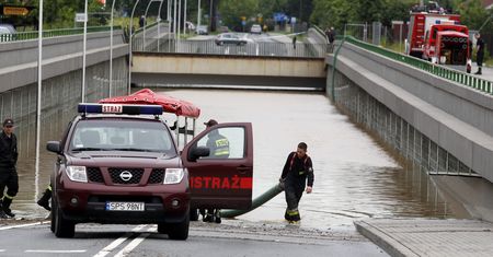 Ulewy na Dolnym Śląsku. Po opadach deszczu ponad 180 interwencji strażaków