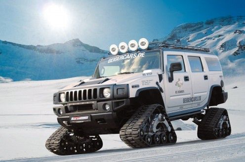 Hummer H2 na stoku