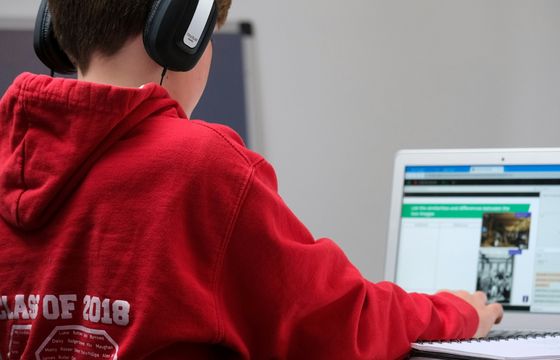 Więcej na szybki internet dla szkół. Ministerstwo szykuje nowelizację