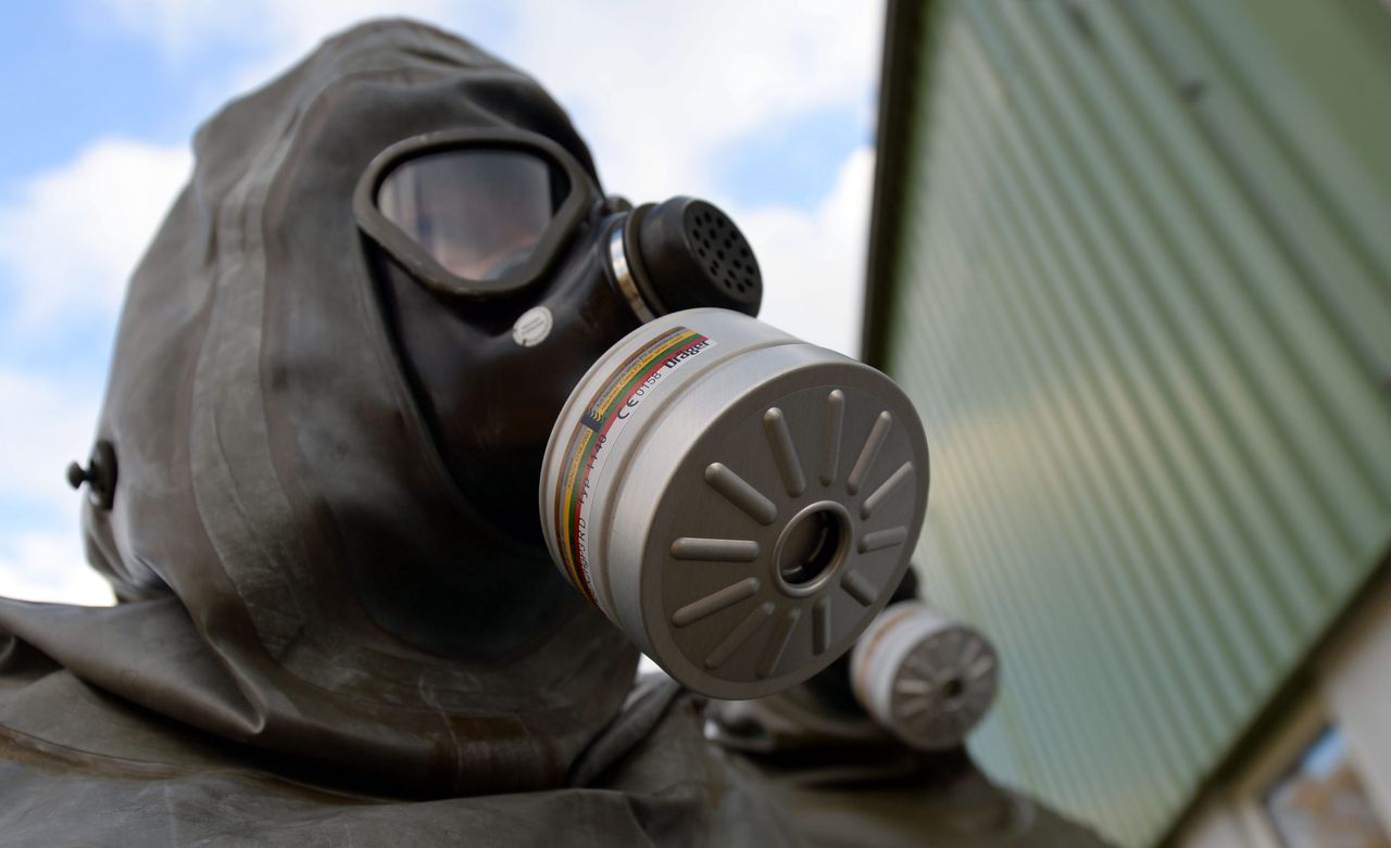 Russians are reaching for chemical weapons.