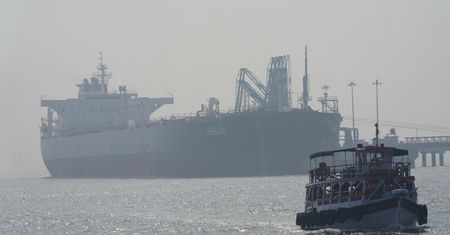Iran pobiera 2 mln dolarów za przepłynięcie Cieśniny Ormuz? Nowe doniesienia