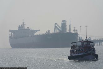 Iran pobiera 2 mln dolarów za przepłynięcie Cieśniny Ormuz? Nowe doniesienia