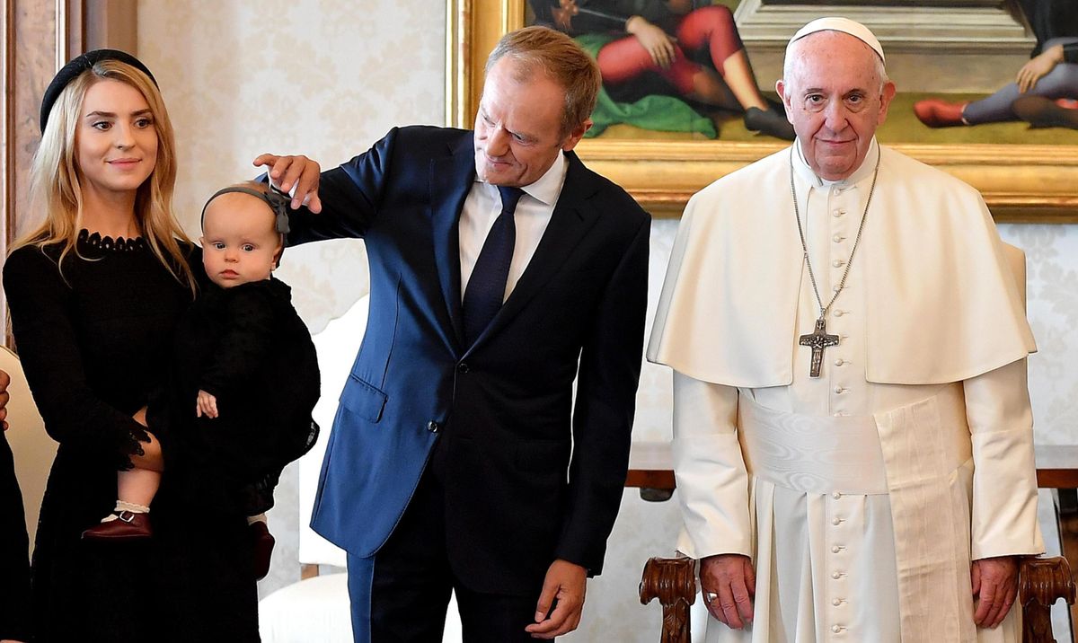 Donald Tusk z rodziną w Watykanie. Spotkał się z papieżem Franciszkiem