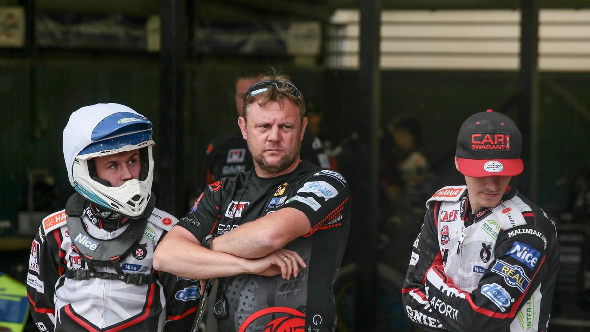 WP SportoweFakty / Arkadiusz Siwek / Na zdjęciu: Piotr Mikołajczak i Damian Stalkowski (w kasku)