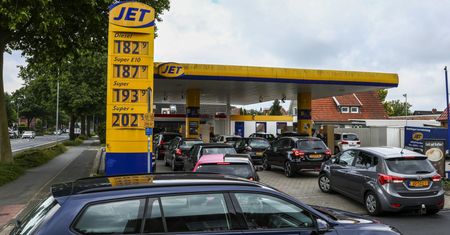 Duże kolejki w Niemczech. Sznur aut