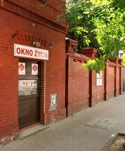 Sąd zdecydował. Wiadomo, co z 6-latką z okna życia