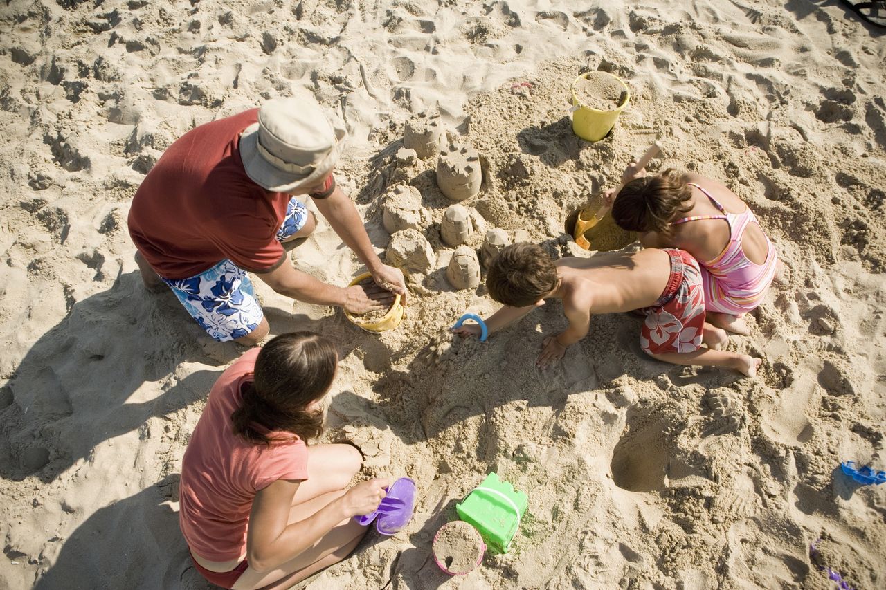 Nie chcą oglądać nagich dzieci na plaży. Wiemy dlaczego...