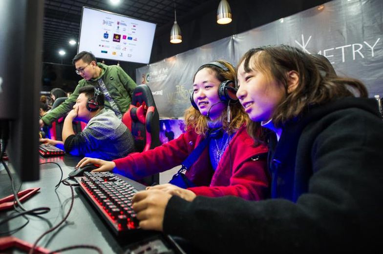 Chińczycy grają w polskie gry. Polska branża gier video na Festiwalu Polskie Kręgi Sztuki w Chinach
