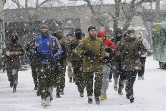 "Każdy w NATO zdecyduje czy zbroić Ukrainę"