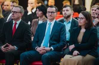 Przebiegły ruch premiera. "Mamy oficjalny start kampanii PiS"