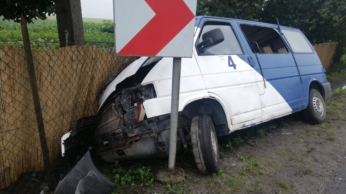 Dolny Śląsk. Poważny wypadek na trasie Strzelin-Oława. Pijany kierowca, jedna osoba w stanie ciężkim