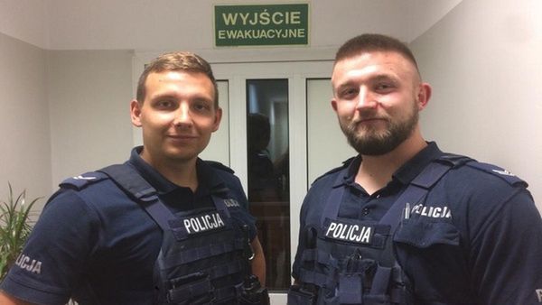Dolny Śląsk. Policjanci uratowali życie 15-latki. Chciała popełnić samobójstwo