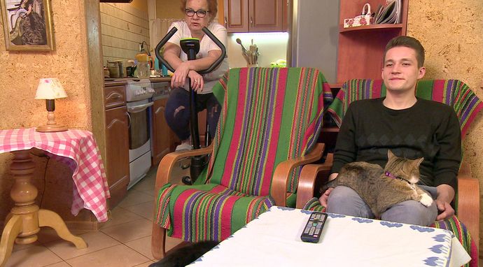 Gogglebox. Przed telewizorem 8