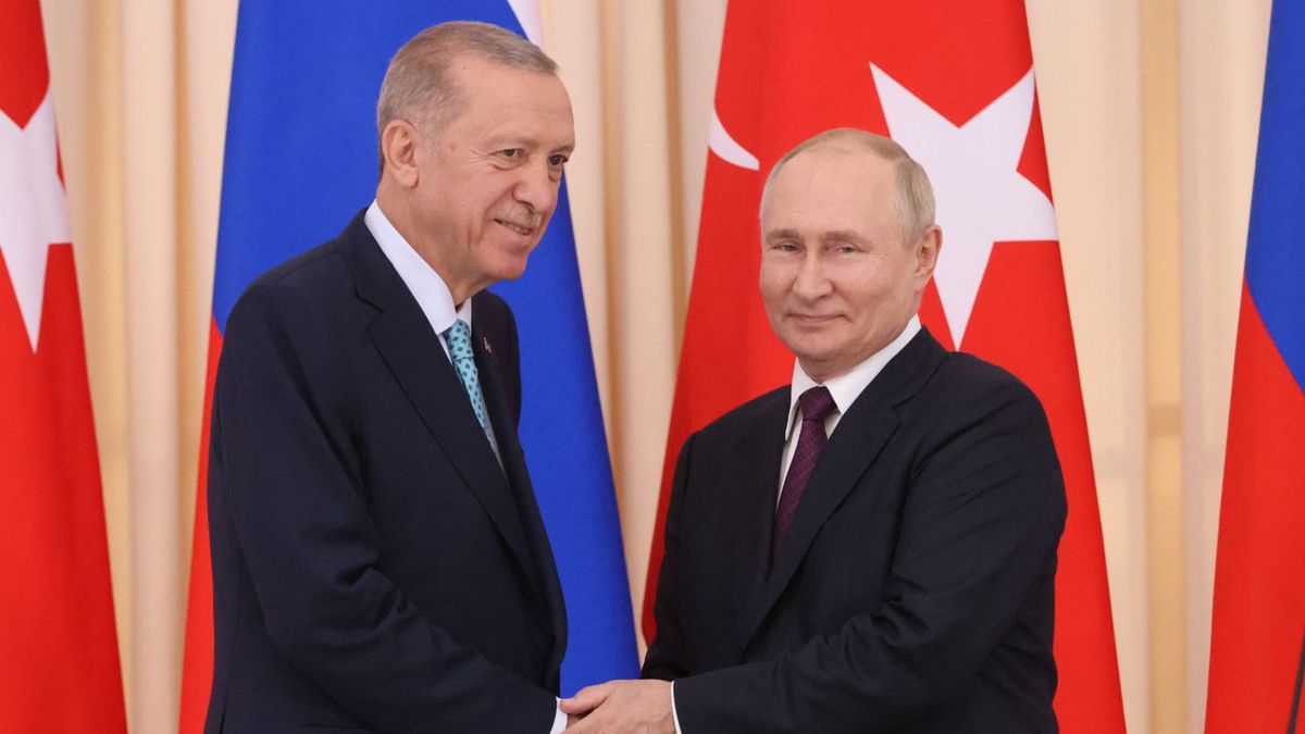 Putin na zdjęciu z Erdoganem