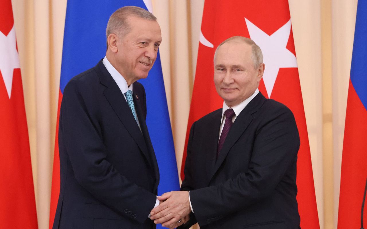 Russia's secret dollar haven in Turkey: Bypassing sanctions