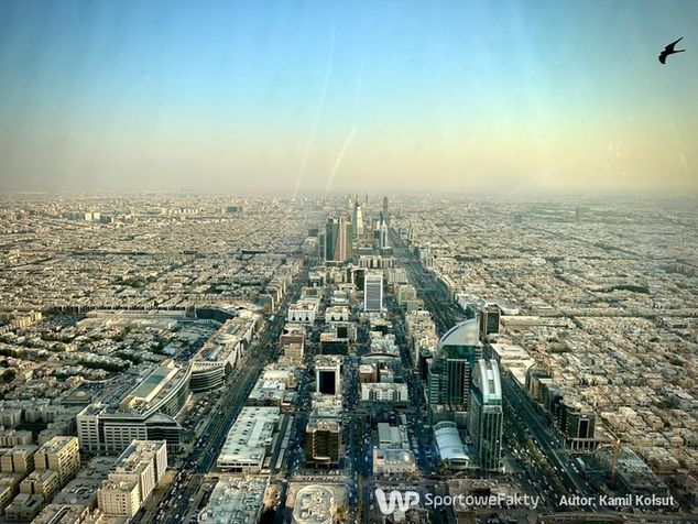 Widok na Rijad z Kingdom Centre. Wjazd na taras widokowy kosztuje 138 zł