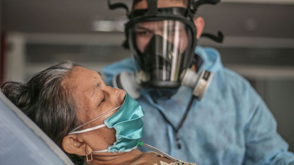 Koronawirus. WHO: nowy rekord dzienny zakażeń w niedzielę