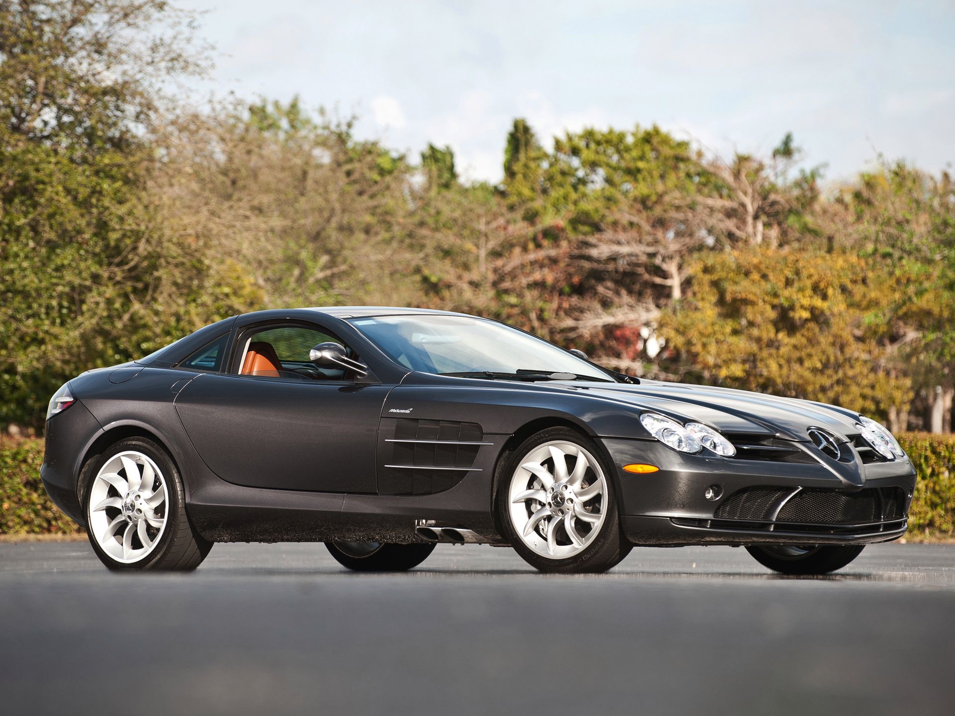 Pokolenie wcześniej: Mercedes-Benz SLR McLaren 68
