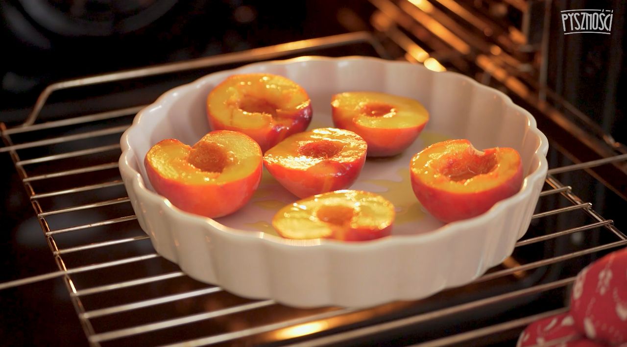 Peaches from the oven