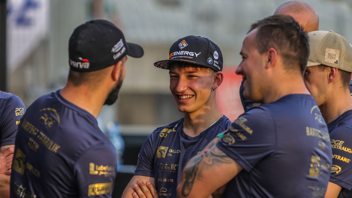 WP SportoweFakty / Patryk Kowalski / Na zdjęciu: Bartosz Bańbor (w środku)