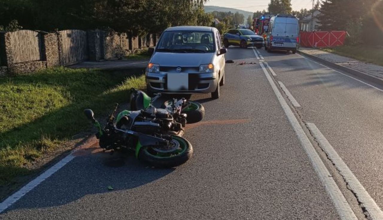 Tragiczny poranek. 25-letni motocyklista nie żyje