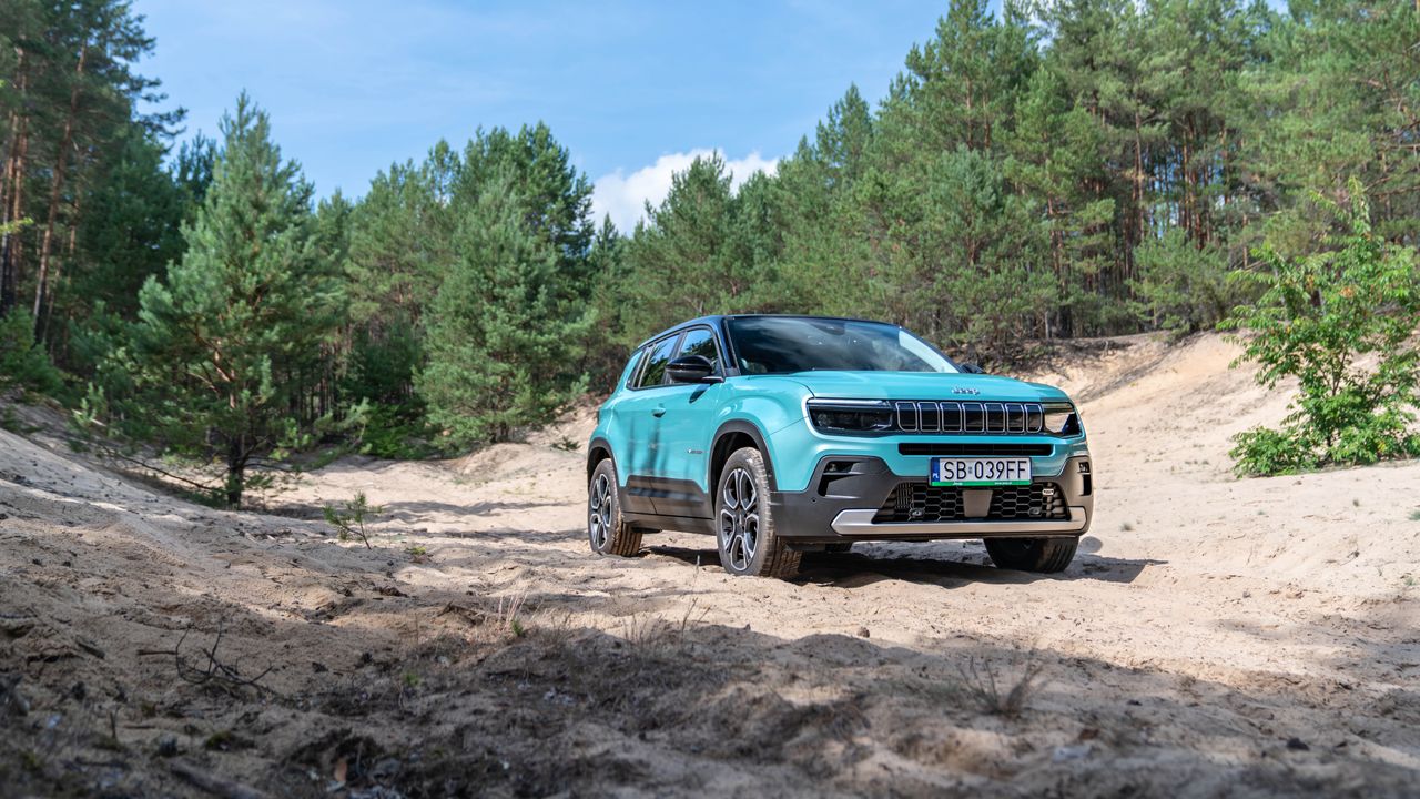 Test: Jeep Avenger 1.2 GSE – kryzys osobowości go nie dotyczy