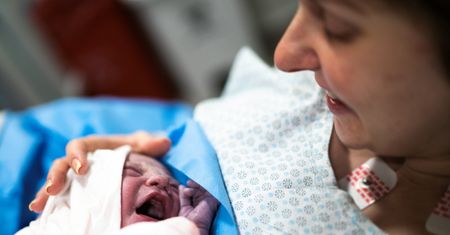 Nietypowe zjawisko na brazylijskiej porodówce. Dziecko urodziło się z ogonem
